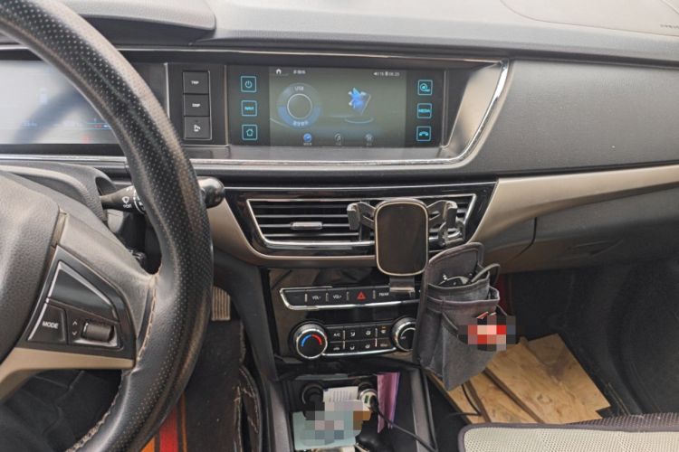 Used CHANGAN KAICHENG Oushang A600 2018 1.5L Manual Luxury Model
