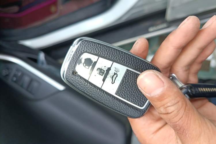 Used Toyota Wildlander 2021 2.0L CVT Two-Wheel Drive Luxury Edition