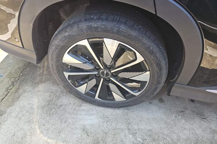 Used BYD Song PLUS New Energy 2025 EV Smart Drive Edition 605km Flagship Model
