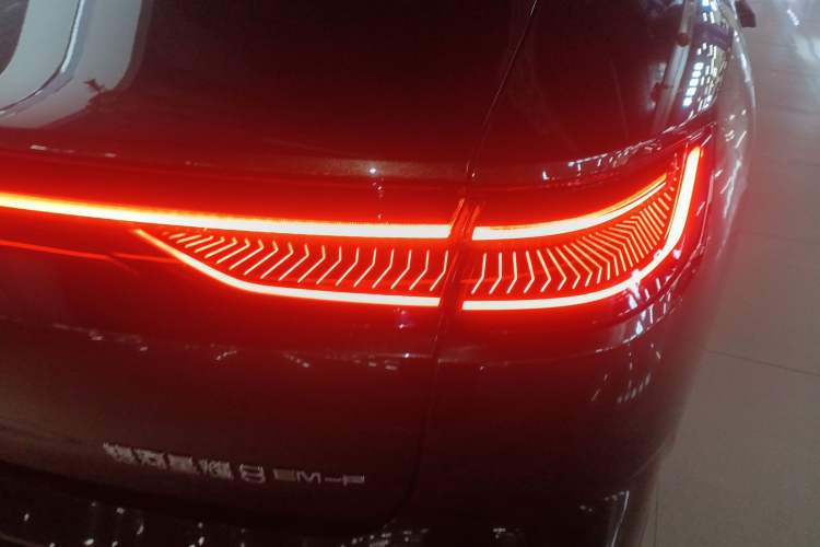 Used Geely Galaxy 8 2025 130km EM-P Starship Edition Right Rear Taillight