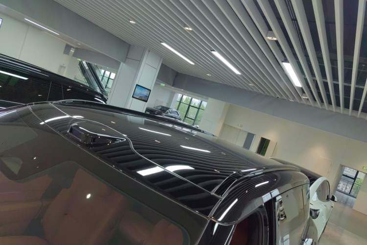 Used Lynk & Co 900 2025 2.0T Ultra Roof