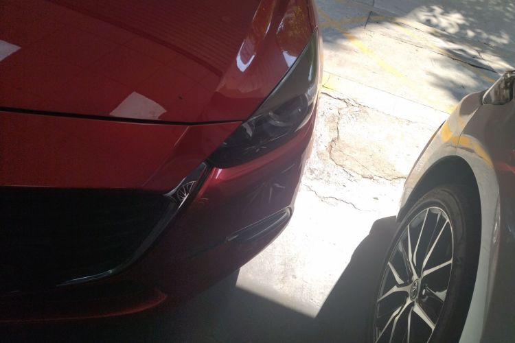 Used Mazda 3 Axela 2017 Sedan 1.5L Automatic Comfort Model Emission Standard China V Left Front Headlight