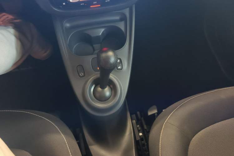 Used smart fortwo 2018 1.0L 52kW Convertible Passion Edition China V Standard