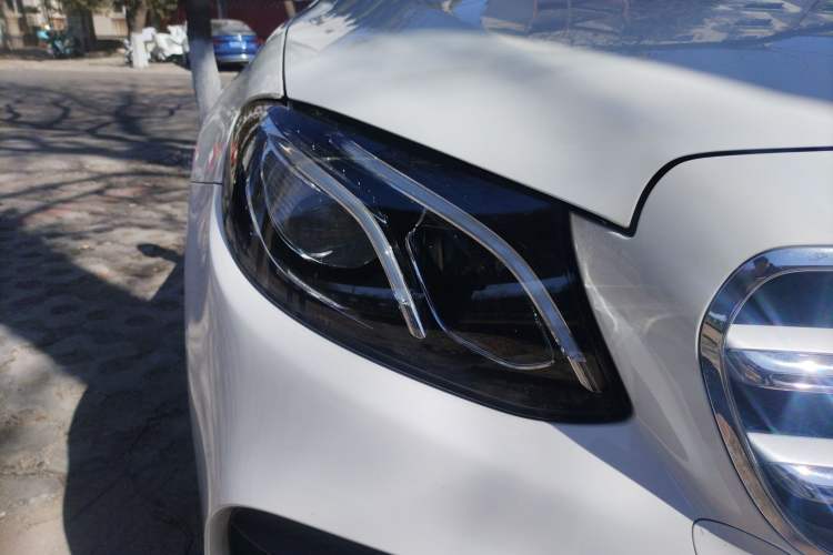 Used Mercedes-Benz E-Class 2019 Restyled E 300 L Sporty and Stylish Edition
