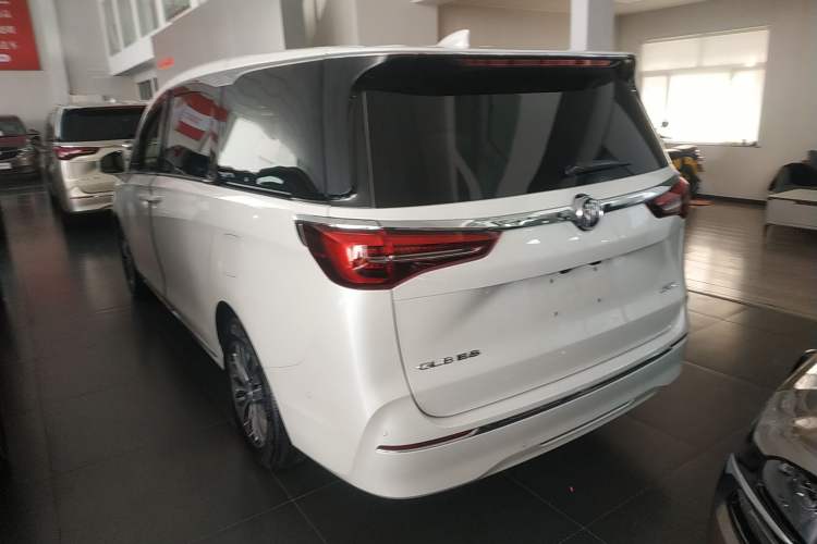 Used Buick GL8 2023 ES Lu Zun Deluxe Model
