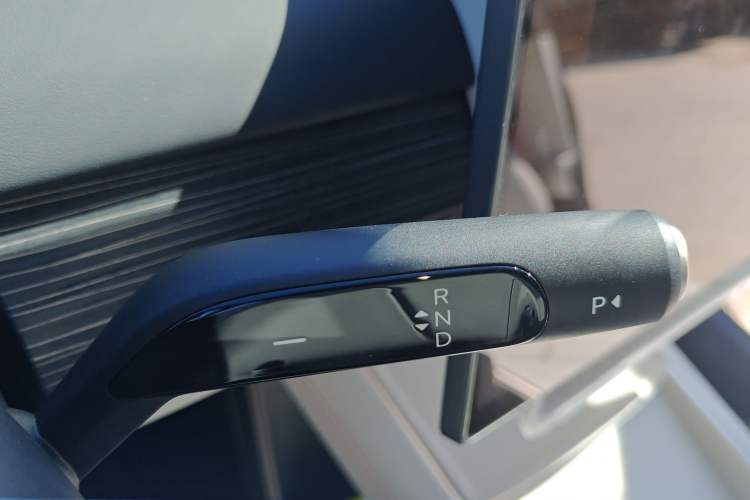 Used ONVO L60 2024 60 kWh Rear-Drive Version
