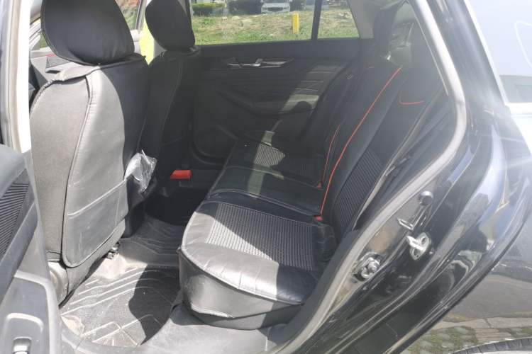 Used Dongfeng Aeolus Yixuan MAX 2023 1.5T Super-Powered Dad Edition
