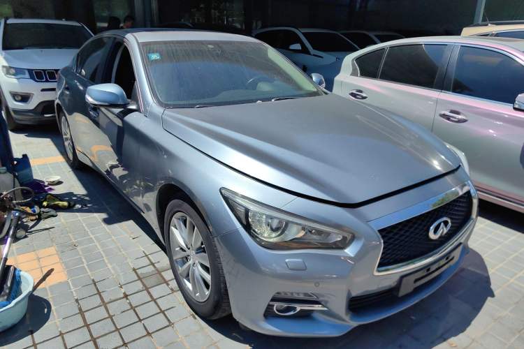 Used Infiniti Q50 2014 2.0T Luxury Edition