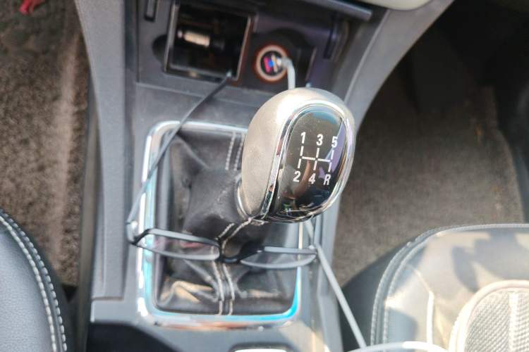 Used Geely Auto Emgrand 2016 Hatchback RS 1.5L Manual - Upward Edition
