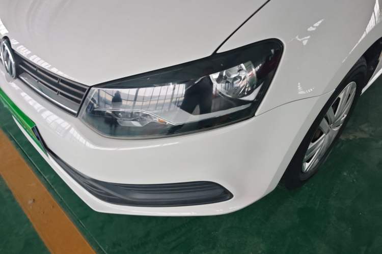 Used Volkswagen Polo 2016 1.4L Manual Fashion Model
