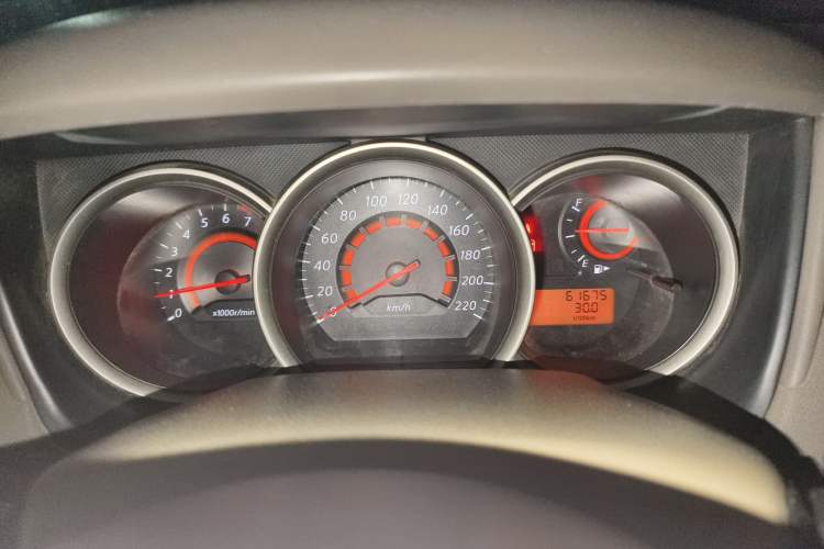 Used Nissan Sylphy 2012 Classic 1.6XE Manual Comfort Edition Instrument Cluster