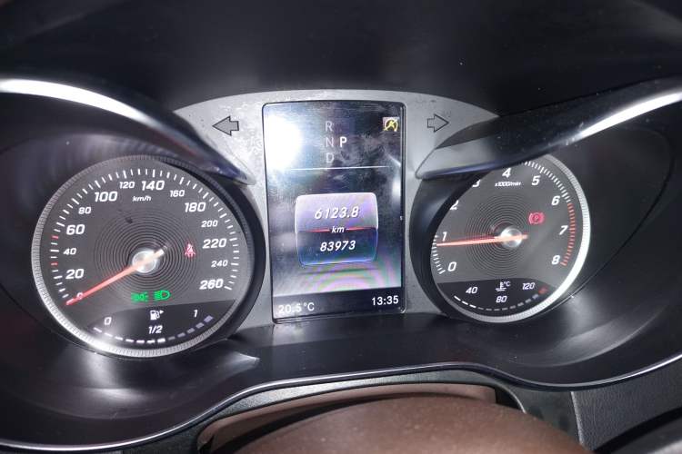 Used Mercedes-Benz GLC 2019 GLC 260 4MATIC Dynamic Edition Instrument Cluster