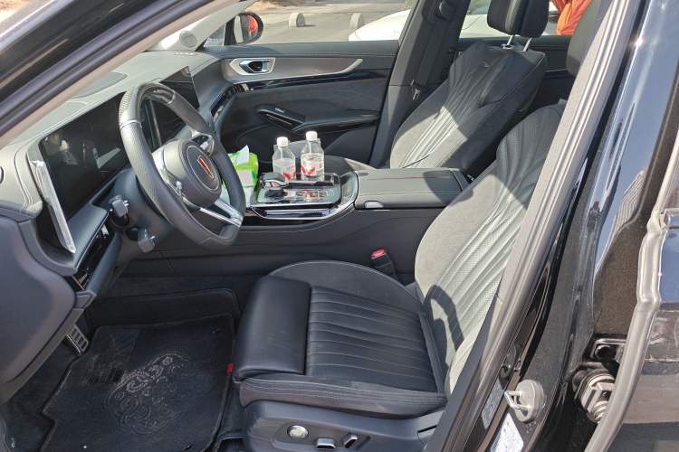 Used Hongqi H9 2024 2.0T Qichang Private Enjoyment Luxury Edition