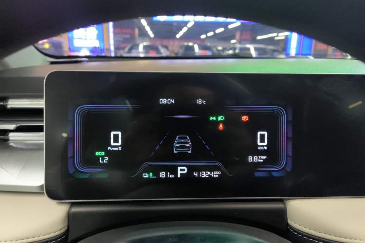 Used Geometry E Firefly 2022 401 km Linglong Tiger 4 Seats