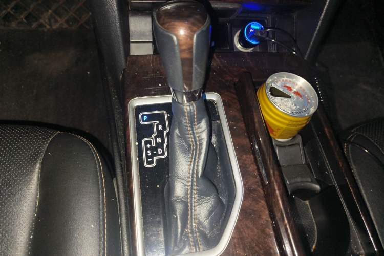 Used Toyota Camry 2016 2.0G 10th Anniversary Leading Edition