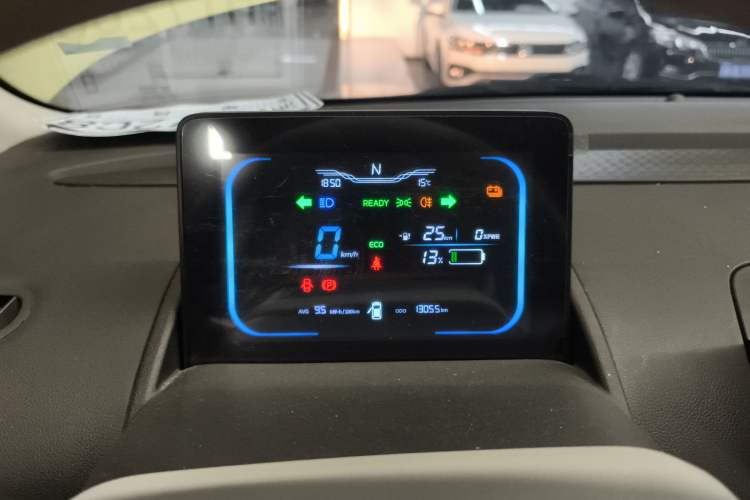 Used CHANGAN NEVO Lumin 2024 205km Launch Edition