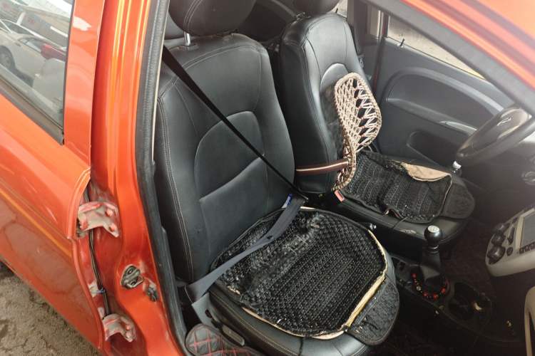 Used CHANGAN Benni mini 2012 1.0L Manual Family Edition China V Standard
