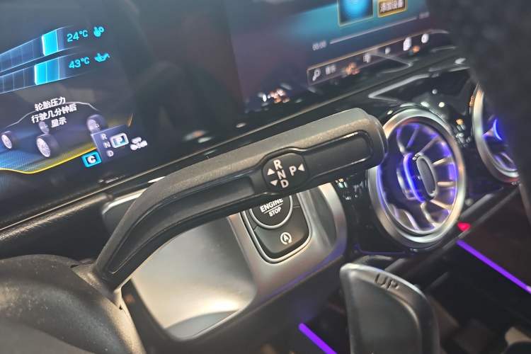 Used Mercedes-Benz GLB AMG 2023 AMG GLB 35 4MATIC Gear Lever