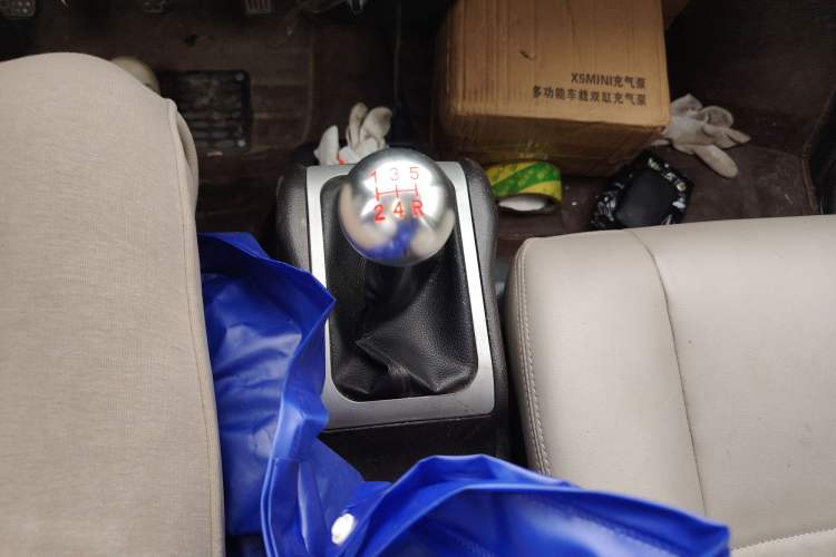 Used Wuling Rongguang 2012 1.5L Extended Basic Version Gear Lever