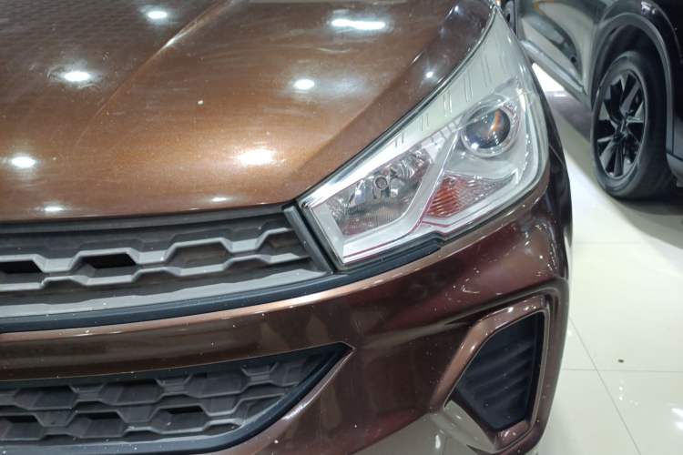 Used Wuling Hongguang S3 2019 1.5L Manual Standard Version China VI Standard