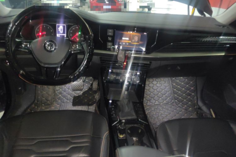 Used Volkswagen Passat 2019 330TSI Elite Edition China V Standard Center Console