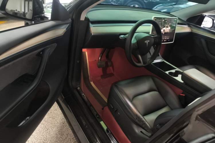 Used Tesla Model Y 2022 Rear-Wheel-Drive Version
