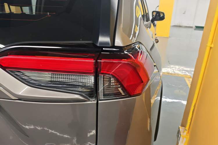 Used Toyota RAV4 2023 2.0L CVT Two-Wheel Drive Urban Edition
