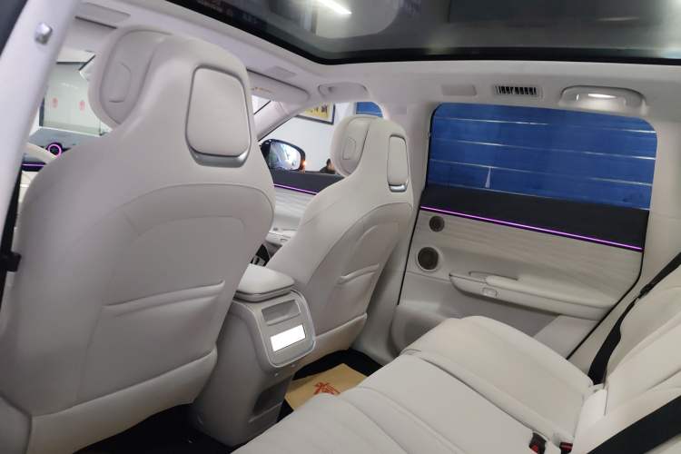 Used EXEED Star Era ET 2025 Extended-Range 240 Max All-Wheel Drive Urban Advanced Driver Assistance
