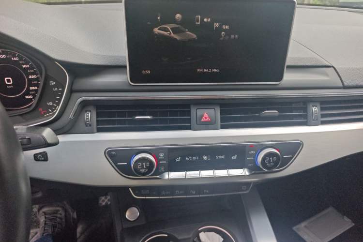 Used Audi A4L 2019 40 TFSI Fashion Version China V