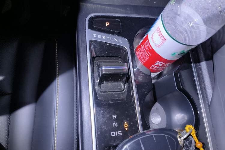 Used Bestune B70 2024 Fourth Generation 2.0T Lingyu Version Gear Lever