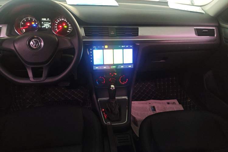 Used Volkswagen Bora 2017 1.6L Automatic Fashion Model