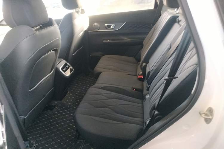 Used Chery Fengyun T8 2025 1.5T 130 km Comfort Edition 7-Seater
