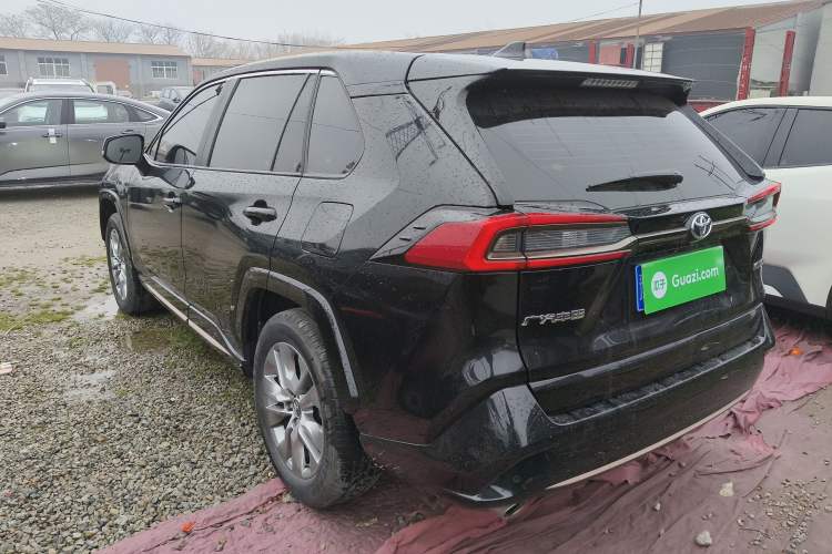 Used Toyota Wildlander 2024 2.0L CVT Two-Wheel Drive Urban Edition