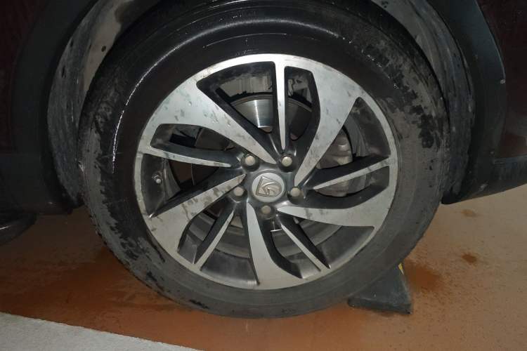 Used Baojun 560 2015 1.8L manual luxury version