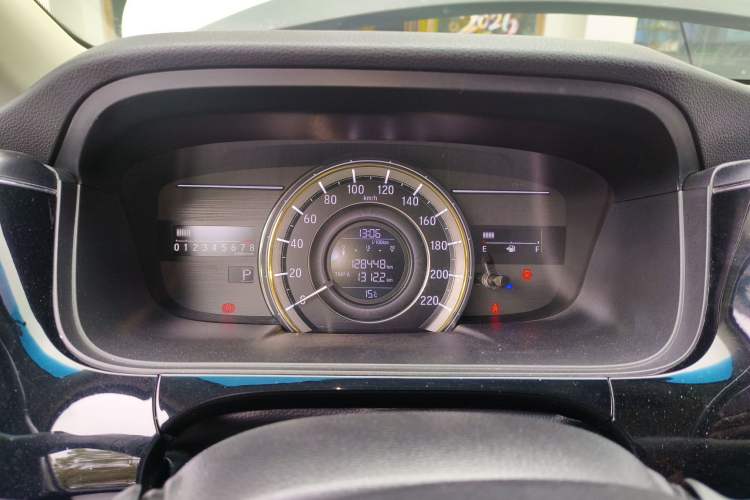 Used Honda Elysion 2016 2.4L Style Edition