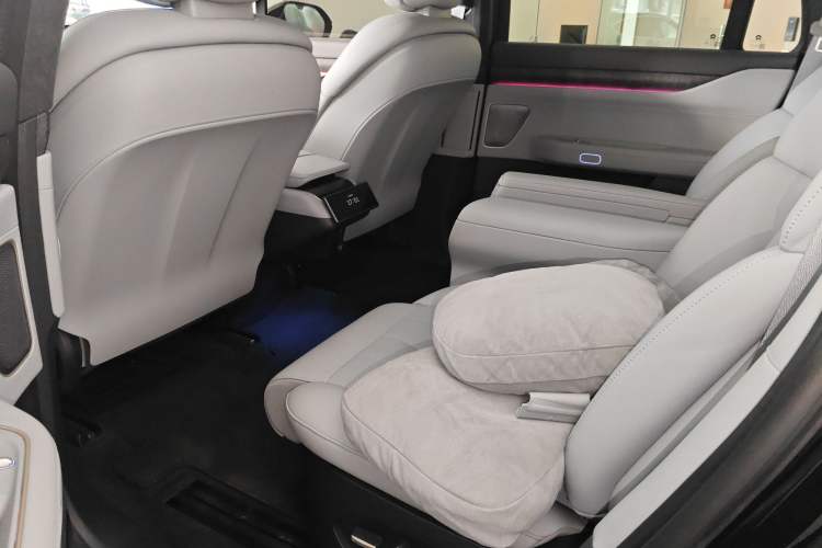 Used Nio ES8 2024 75 kWh
