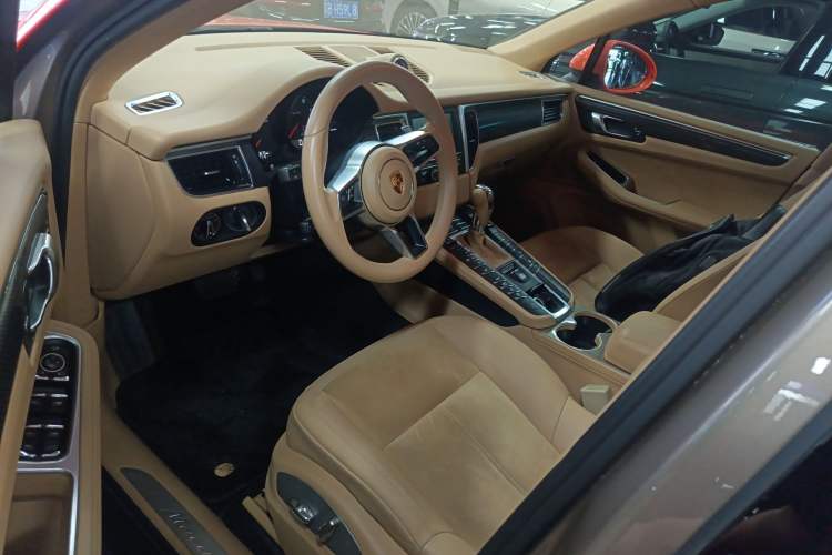 Used Porsche Macan 2014 Macan 2.0T
