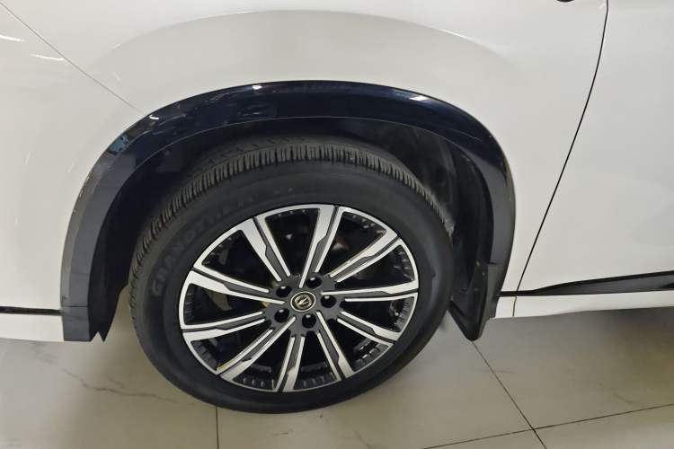 Used CHANGAN CS75 PLUS 2023 3rd Generation 1.5T Automatic Pilot Model
