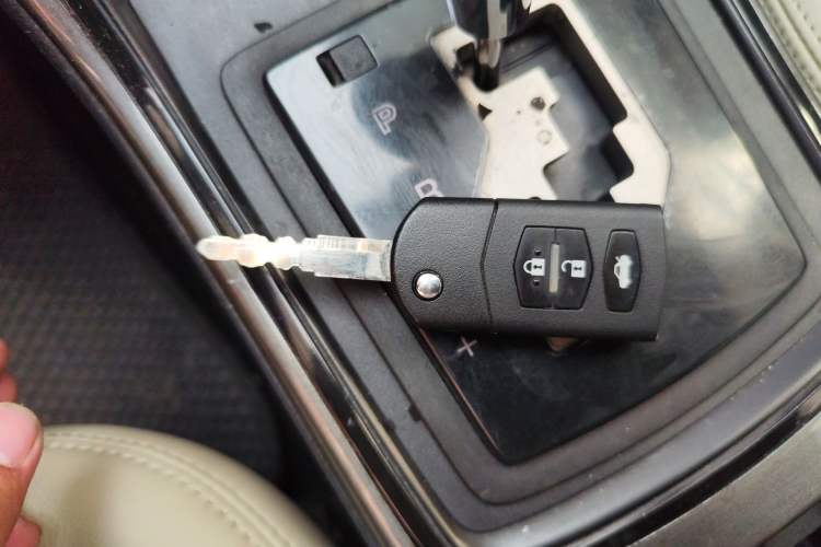 Used Mazda 6 2012 2.0L Automatic Elite Edition Vehicle Key