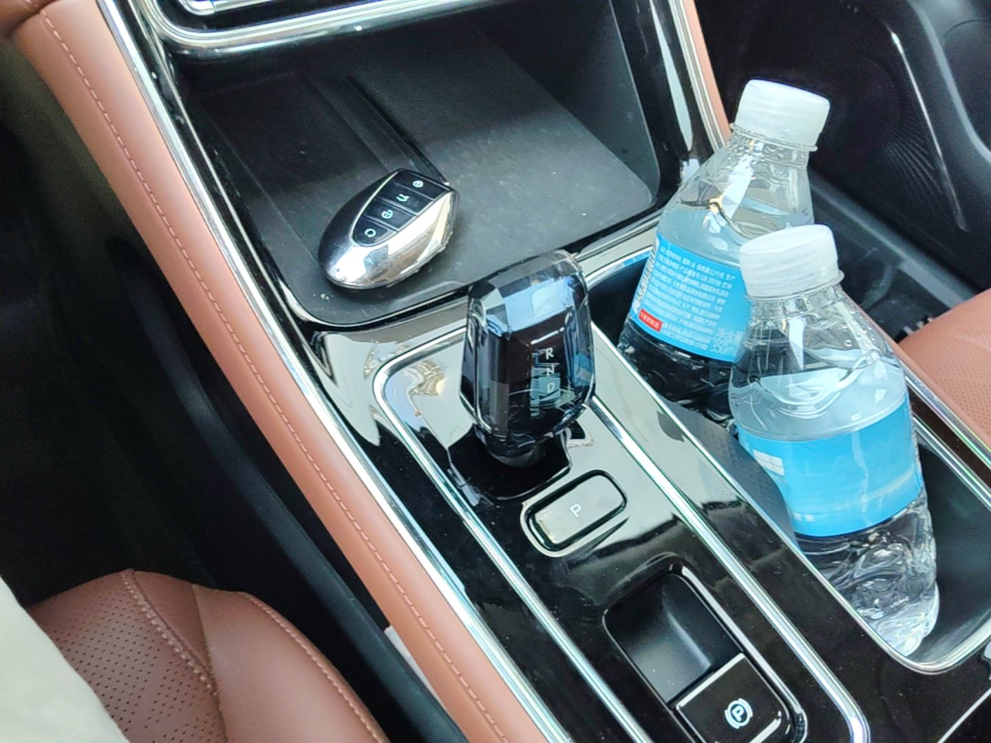Geely Auto Emgrand 2026 Model 5th Generation 1.5T DCT Flagship Edition — снимка 15