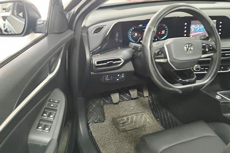 Used Changan Eado 2022 PLUS 1.6L GDI Manual Elite Model
