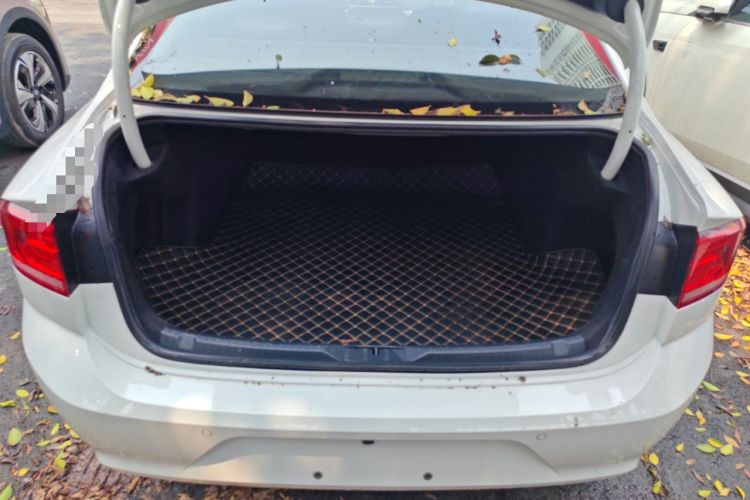 Used Volkswagen Lamando 2018 280TSI DSG Luxury Edition Trunk