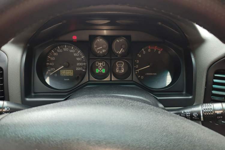 Used Mitsubishi Pajero 2008 V73 3.0L MT GL Instrument Cluster