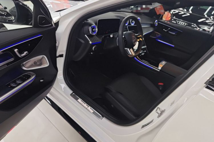 Used Mercedes-Benz C-Class 2025 C 260 L Obsidian Night Sport Edition Driver Seat