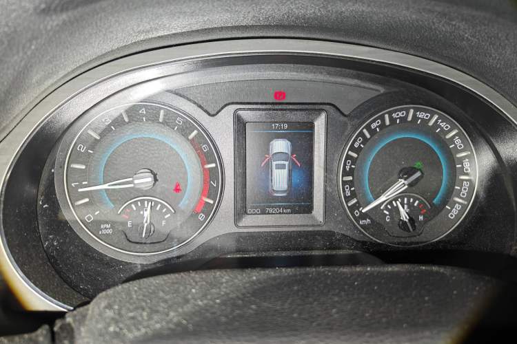 Used Haval H2 2017 Red-Label 1.5T Manual Two-Wheel Drive Luxury Model