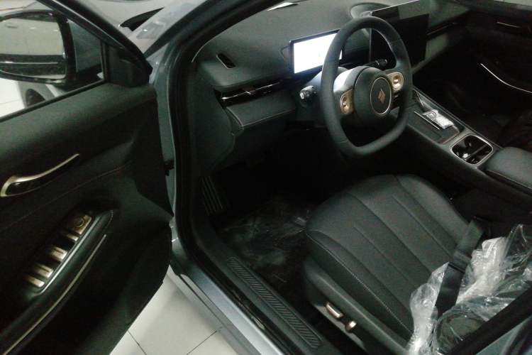 Used Baojun Yunhai 2026 Model 500km Pure Electric Standard Edition
