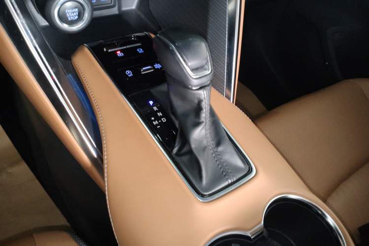 Used Toyota Venza 2022 2.0L CVT Four-Wheel Drive Supreme Edition Gear Lever