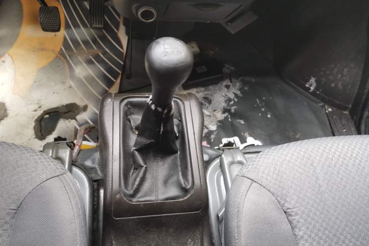 Used Wuling Rongguang 2021 1.5L Extended Basic Model Enclosed-Window Vehicle, 2-seater LAR Gear Lever