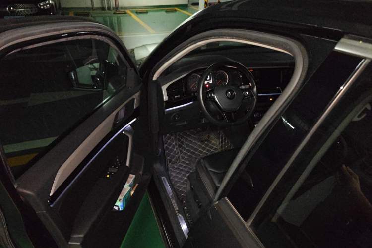 Used Volkswagen Tayron 2019 330TSI Two-Wheel Drive Luxury Model China VI Standard