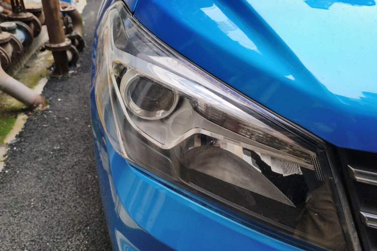 Used Dongfeng Fengon S560 2019 1.8L Manual Urban Model Right Front Headlight